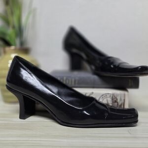 Prada Black Leather Mid Heel Pumps, Size 8 38½